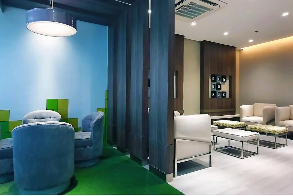 Executive Stay With Balcony & Malls At Uptown Bgc Manila